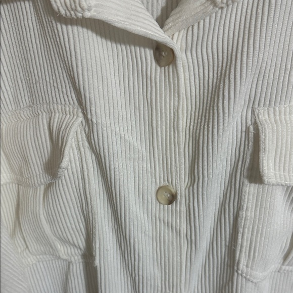 Ashley 26 International White Corduroy Button-Up Jacket - Picture 4 of 7